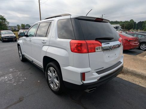Used 2017 GMC Terrain SLE w/ Convenience Package FWD image 5