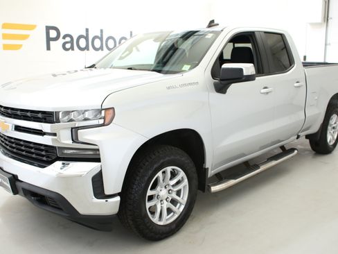 Used 2020 Chevrolet Silverado 1500 LT w/ All-Star Edition AWD/4WD image 3