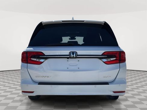 Certified 2024 Honda Odyssey Elite image 4