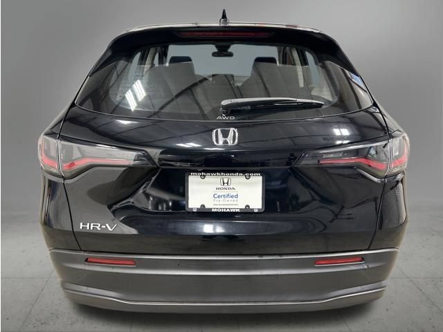 Certified 2023 Honda HR-V LX image 5