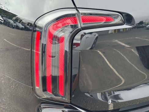 Used 2024 Kia Telluride SX Prestige X-Line AWD/4WD image 9