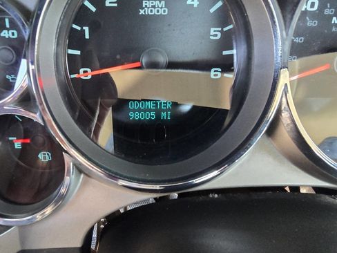Used 2013 Chevrolet Silverado 2500 W/T AWD/4WD image 35