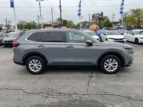 Used 2025 Honda CR-V LX image 11