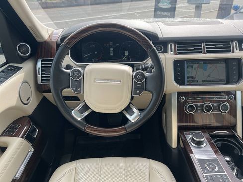 Used 2016 Land Rover Range Rover HSE image 25