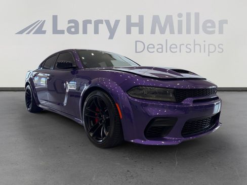 Used 2023 Dodge Charger SRT Hellcat w/ Harman/Kardon Audio Group RWD image 7