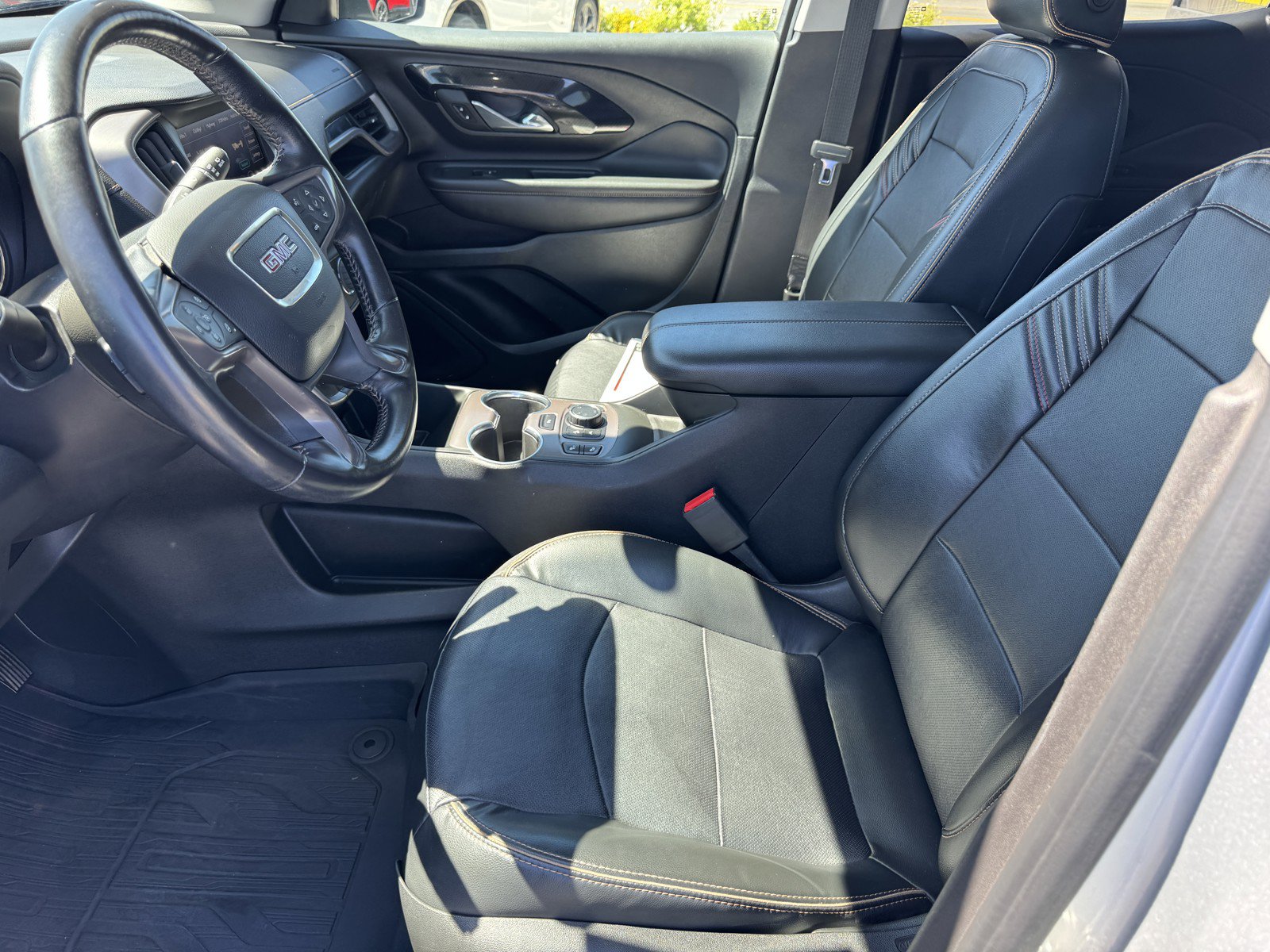 Used 2022 GMC Terrain AT4 w/ Tech Package AWD/4WD image 14