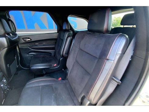 Used 2025 Dodge Durango GT AWD/4WD image 28