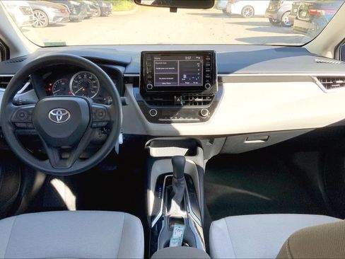 Used 2020 Toyota Corolla LE FWD image 14