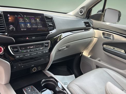 Used 2022 Honda Pilot Touring image 37