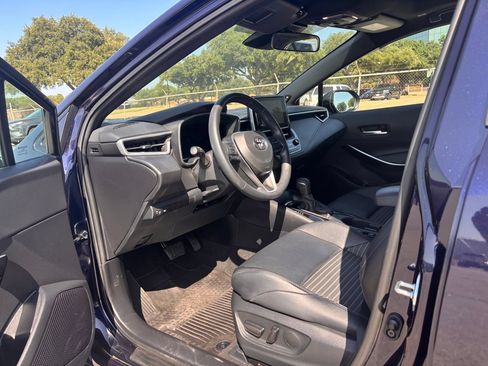 Used 2024 Toyota Corolla XSE FWD image 7