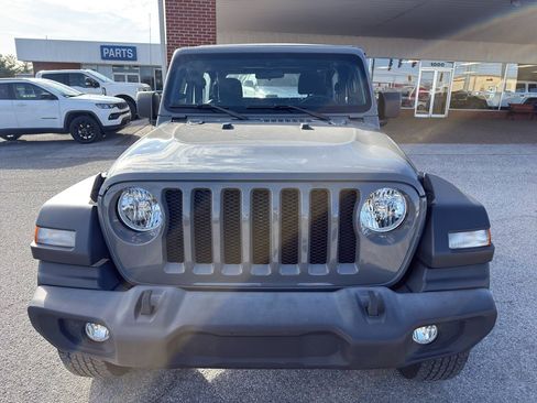 Used 2021 Jeep Wrangler Sport image 2
