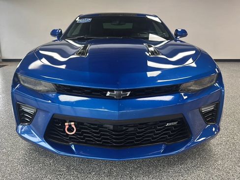 Used 2016 Chevrolet Camaro SS RWD image 8