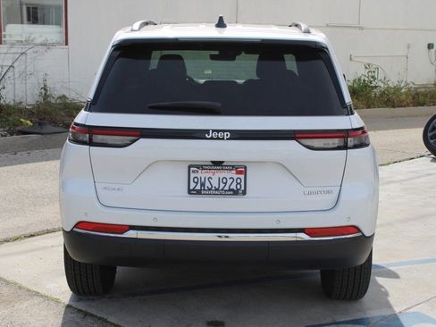 Used 2025 Jeep Grand Cherokee Limited image 5