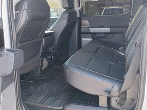 Used 2024 Ford F250 Lariat w/ Chrome Package image 14