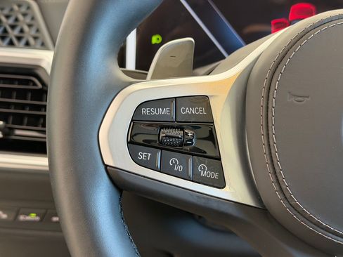 Used 2025 BMW X5 xDrive50e w/ M Sport Package image 18