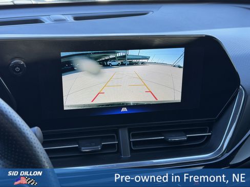 Used 2025 Chevrolet Trax RS w/ Sunroof Package image 9