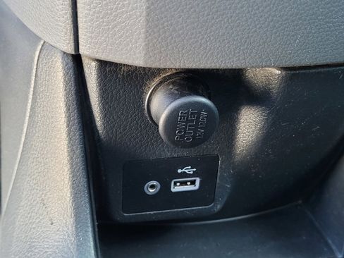 Used 2020 Nissan NV200 S FWD image 14