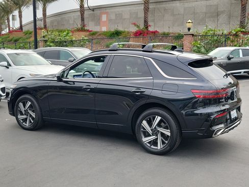 Certified 2026 Genesis GV70 3.5T Sport Advanced AWD/4WD image 27
