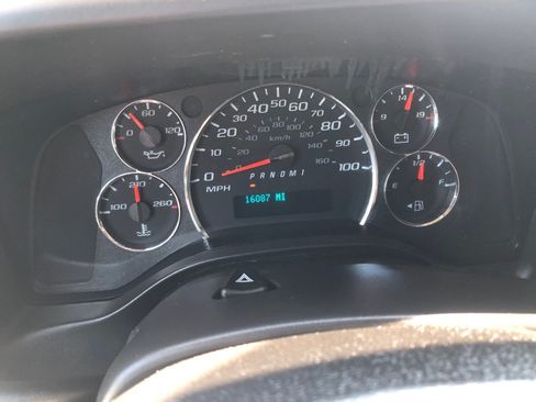 Used 2025 GMC Savana 2500 w/ Driver Convenience Package RWD image 33