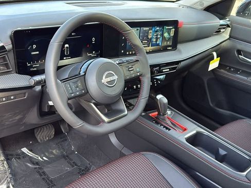 New 2026 Nissan Kicks SR w/ SR Premium Package image 15