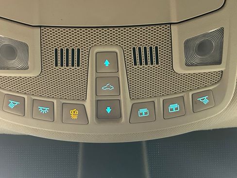 Used 2019 Ford Edge Titanium AWD/4WD image 87