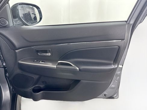 Used 2025 Mitsubishi Outlander Sport SE image 30