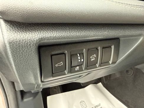 Used 2021 Subaru Outback Limited XT w/ Popular Package #2 AWD/4WD image 23
