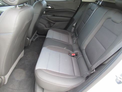 Used 2024 Chevrolet Trax LT w/ Driver Confidence Package image 27