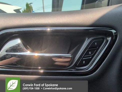 Used 2024 Dodge Durango SRT AWD/4WD image 24