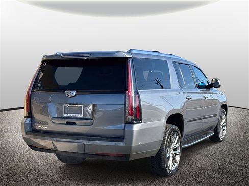 Used 2020 Cadillac Escalade ESV Luxury w/ Escalade Sport Edition image 2