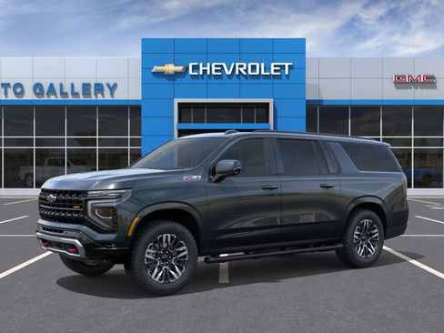 New 2026 Chevrolet Suburban Z71 AWD/4WD image 2