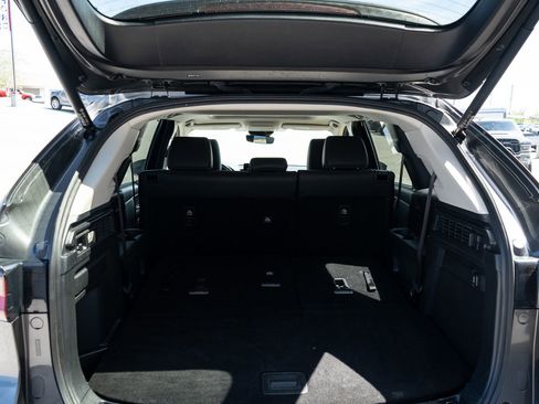 Used 2024 MAZDA CX-90 3.3 Turbo w/ Preferred Plus AWD/4WD image 9