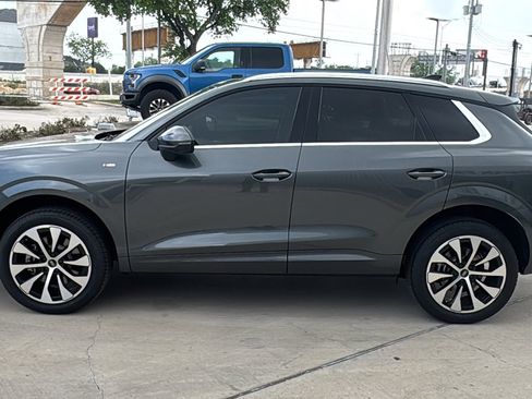 New 2026 Audi Q3 quattro 2.0T AWD/4WD image 4