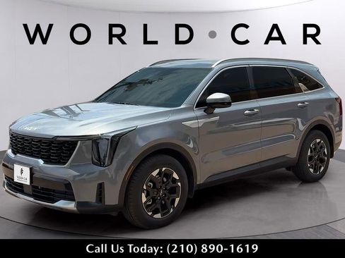 Used 2025 Kia Sorento S w/ Panoramic Sunroof Package FWD image 14