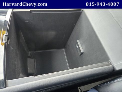 Used 2025 Chevrolet Traverse LT AWD/4WD image 12