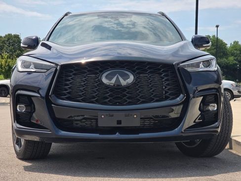 Used 2023 INFINITI QX50 Sport AWD/4WD image 3