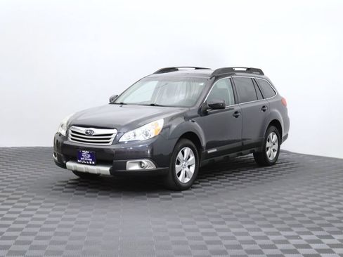 Used 2012 Subaru Outback 2.5i Limited w/ Moonroof Pkg AWD/4WD image 5