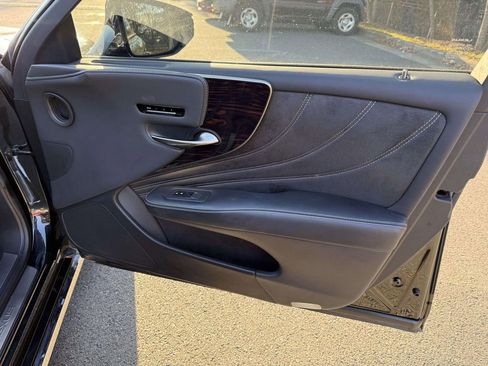 Used 2023 Lexus LS 500 image 16