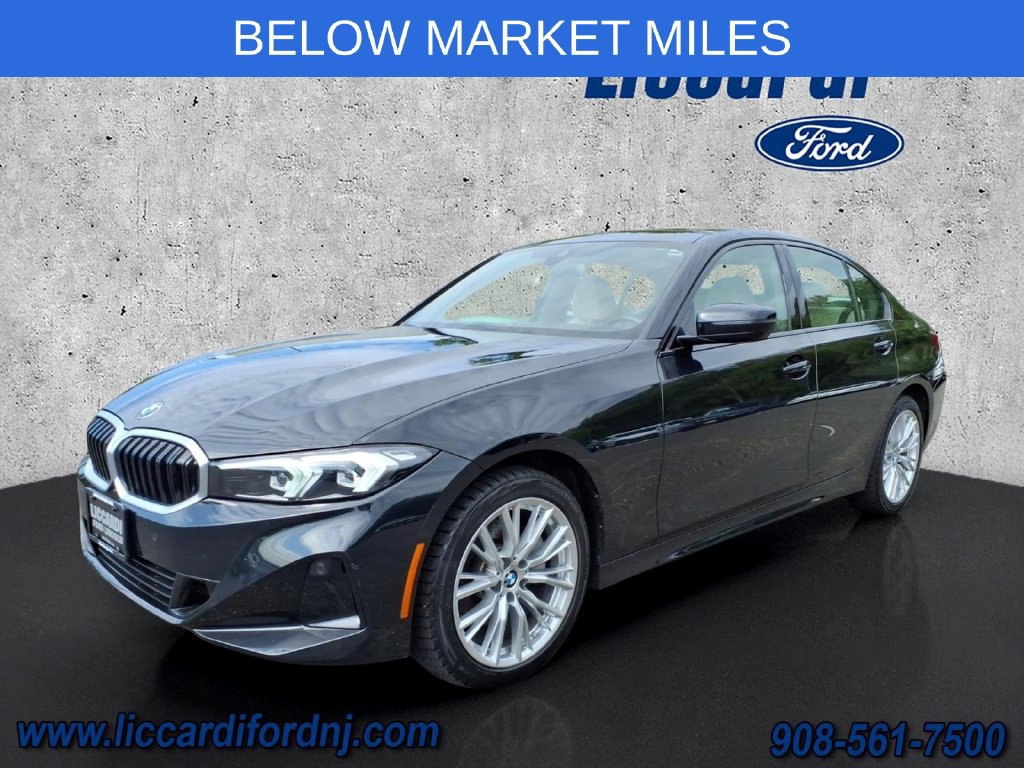 Used 2023 BMW 330i xDrive Sedan w/ Premium Package AWD/4WD image 3