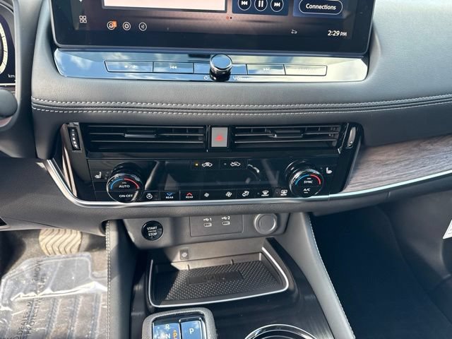 New 2026 Nissan Rogue Platinum AWD/4WD image 56