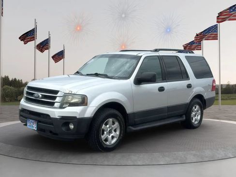 Used 2017 Ford Expedition XL w/ Equipment Group 101A AWD/4WD image 3
