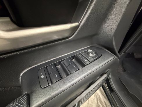 Used 2024 Toyota Tacoma TRD Off-Road image 23