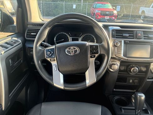 Used 2019 Toyota 4Runner SR5 Premium w/ Wilderness Package AWD/4WD image 15