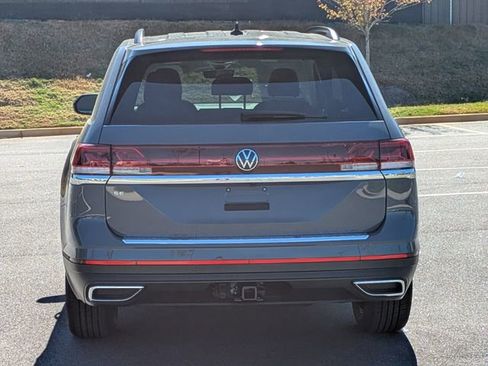 New 2026 Volkswagen Atlas SE FWD image 5