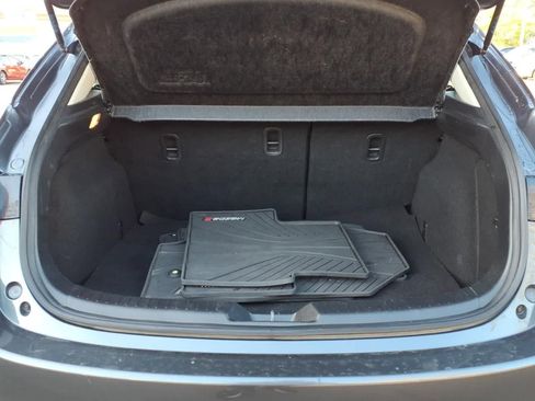 Used 2014 MAZDA MAZDA3 s Grand Touring w/ Technology Package FWD image 6