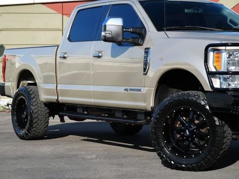 Used 2017 Ford F250 Lariat w/ Chrome Package AWD/4WD image 3