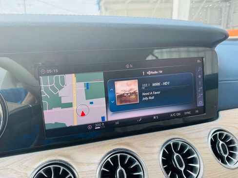Used 2018 Mercedes-Benz E 400 4MATIC Cabriolet w/ Premium 2 Package (Q02) image 28
