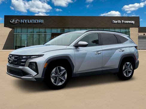 Certified 2026 Hyundai Tucson SEL FWD image 2