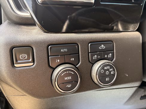 Used 2023 Chevrolet Silverado 1500 RST AWD/4WD image 10