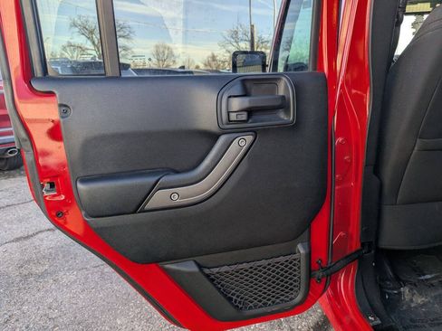 Used 2017 Jeep Wrangler Unlimited Sport w/ Quick Order Package 24S AWD/4WD image 14